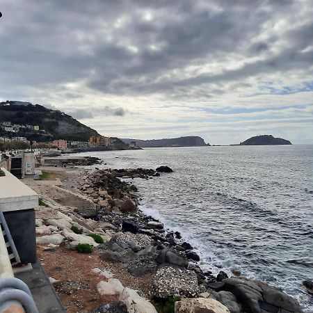 Lungomare Bed & Breakfast Pozzuoli Exterior photo